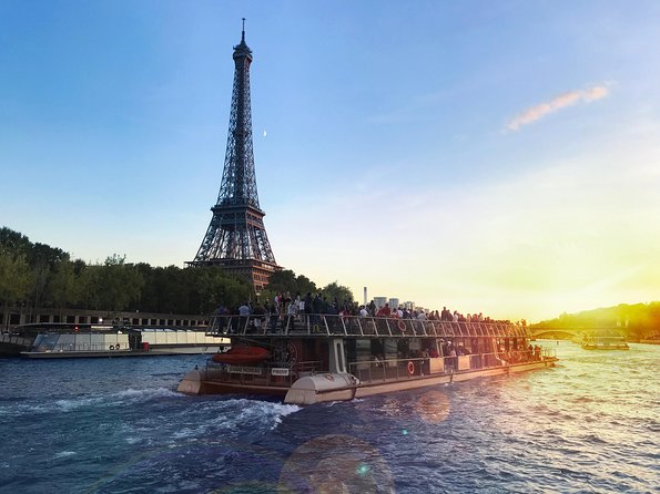 Paris Seine River Sightseeing Cruise With Commentary by Bateaux Parisiens - Recommendations and Tips