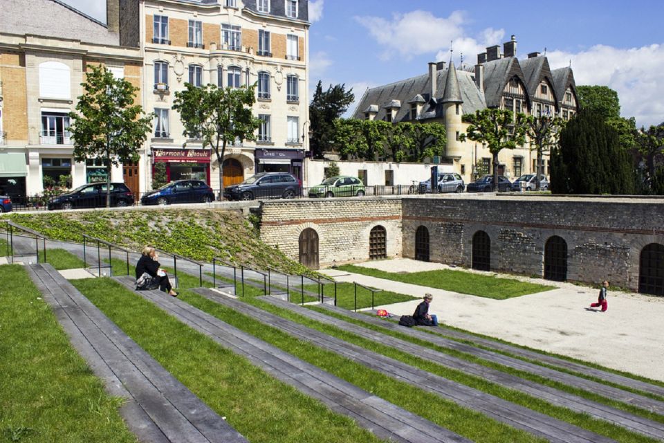 Reims : City-Center Discovery Tour and Champagne Tasting - Booking and Cancellation Policy