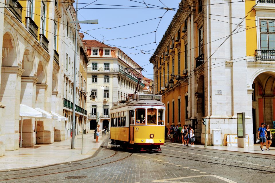 Unforgettable Walking Tour - Explore Lisbon in 4 Hours - Common questions