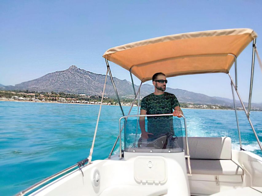 Unlicensed Boat in Puerto Banús - Restrictions and Regulations