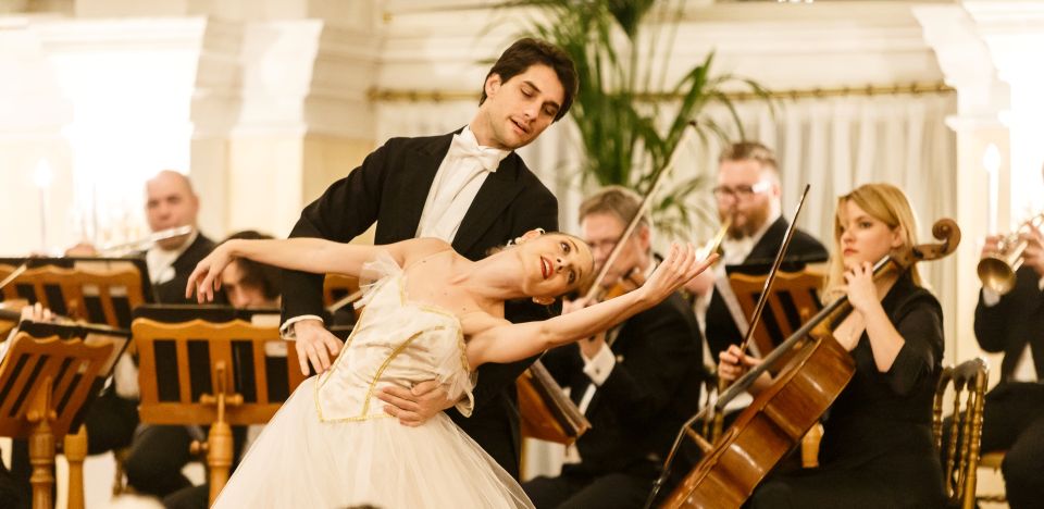 Vienna: Strauss & Mozart Concert in Kursalon With Dinner - Full Experience Description