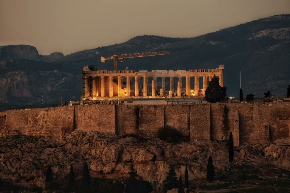 Athens: Private Historical Night Tour in a Minibus - Experience