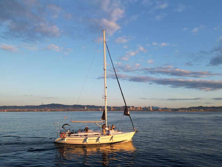 Barcelona: Private Sailing Tour With Young & Local Captain - Meeting Point Details