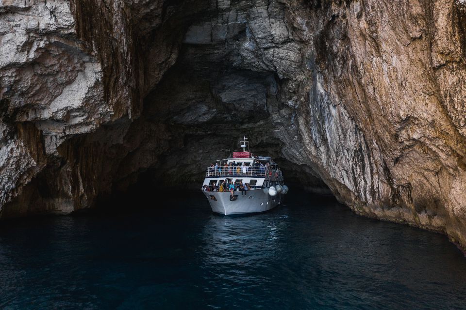 From Benitses/Lefkimmi: Paxos, Antipaxos & Caves Day Cruise - Languages Available