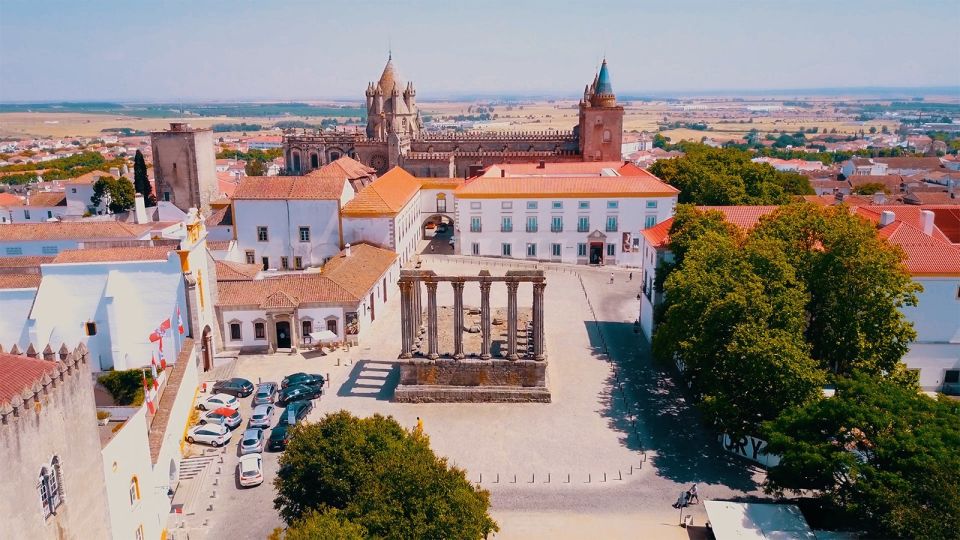 From Lisbon: Full Day Évora Tour With Lunch - Tour Itinerary