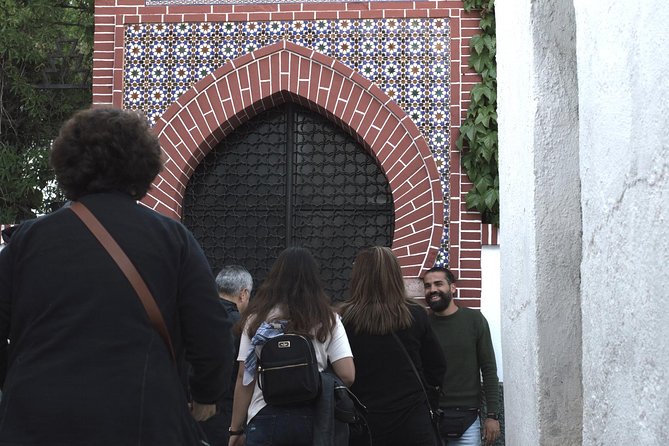 Granadas Hidden Treasures: Albayzin and Sacromonte Walking Tour - Directions and Additional Info