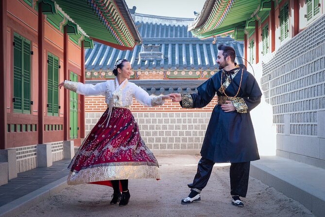 Hanbok Private Photo Tour at Gyeongbokgung Palace - Hanbok Rental and Styling Options