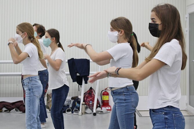 K-Pop Dance Class in Seoul, Korea With Pickup - Weather and Cancellation Policies