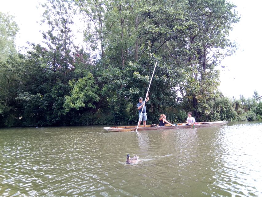 Oxford: Chauffeured Punting River With Optional Walking Tour - Meeting Point