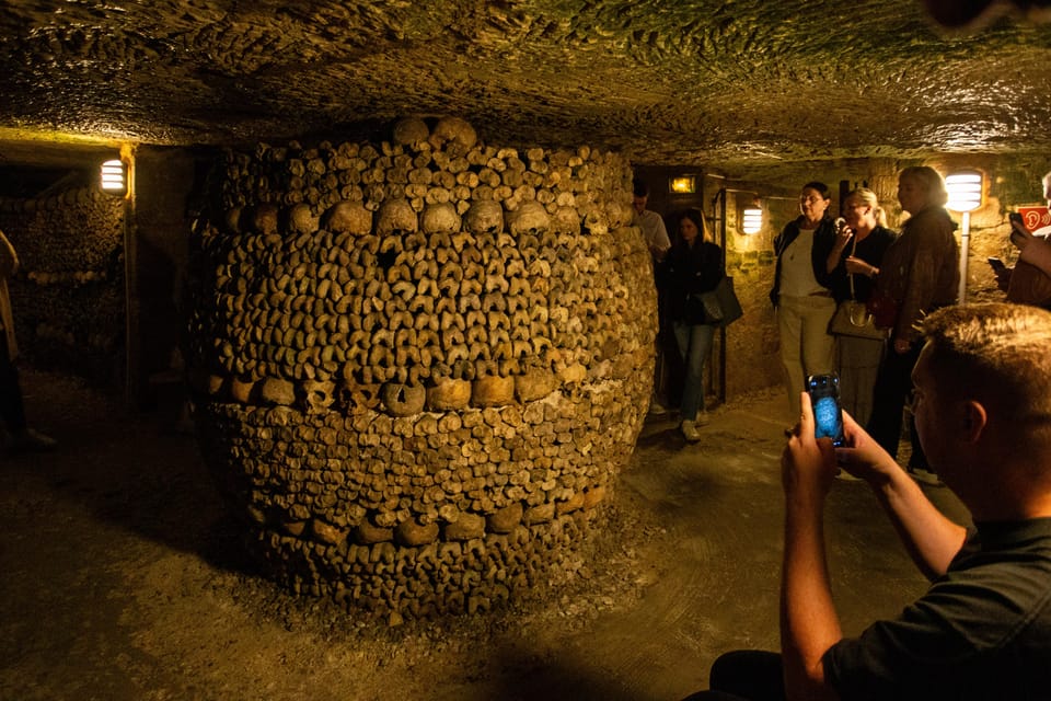 Paris Catacombs Skip-the-Line Guided Tour and Special Access - Customer Reviews