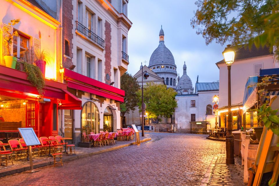 Paris Montmartre: Walking Tour With Audio Guide on App - Hidden Gems to Uncover