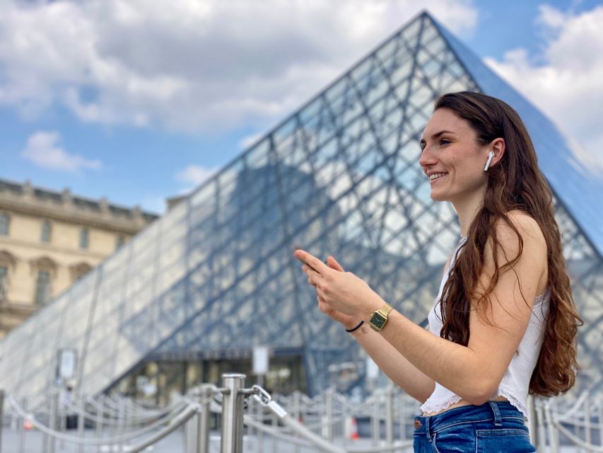 Paris: Mysteries and Legends Smartphone Audio-Guided Tour - Navigating the Tour With Ease