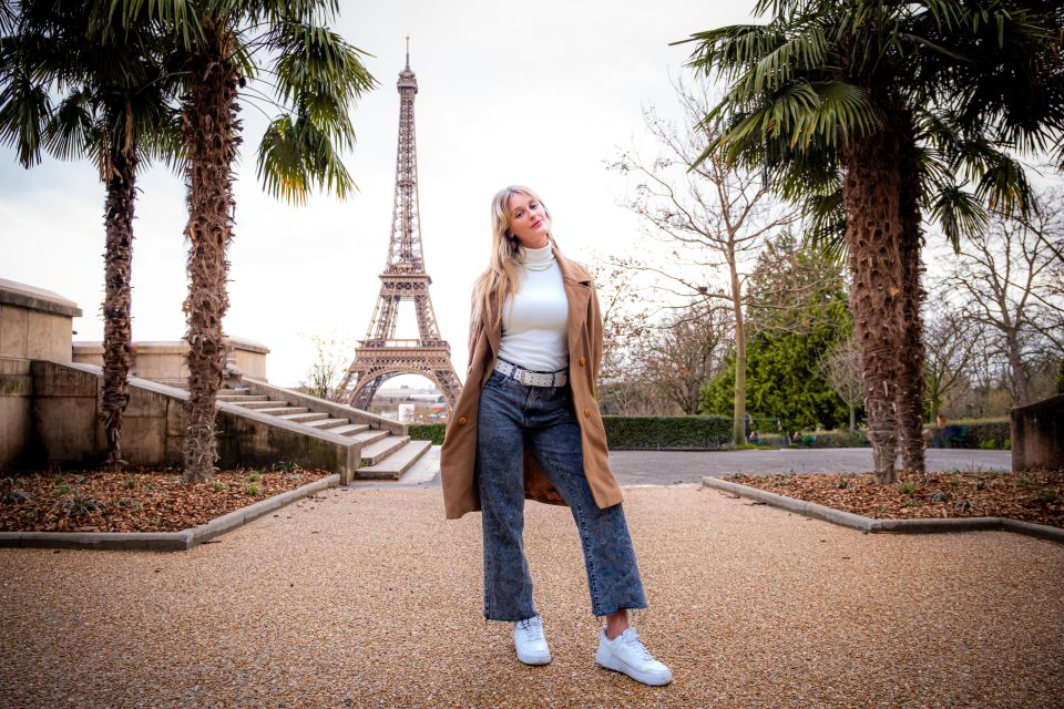 Paris: Private Photoshoot Near Any Chosen Landmark - Traveler Types