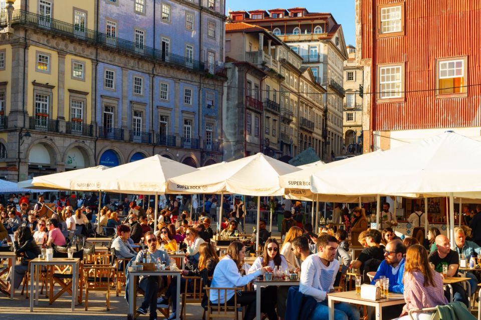 Porto: Private Food Walking Tour With Tastings - Meeting Point