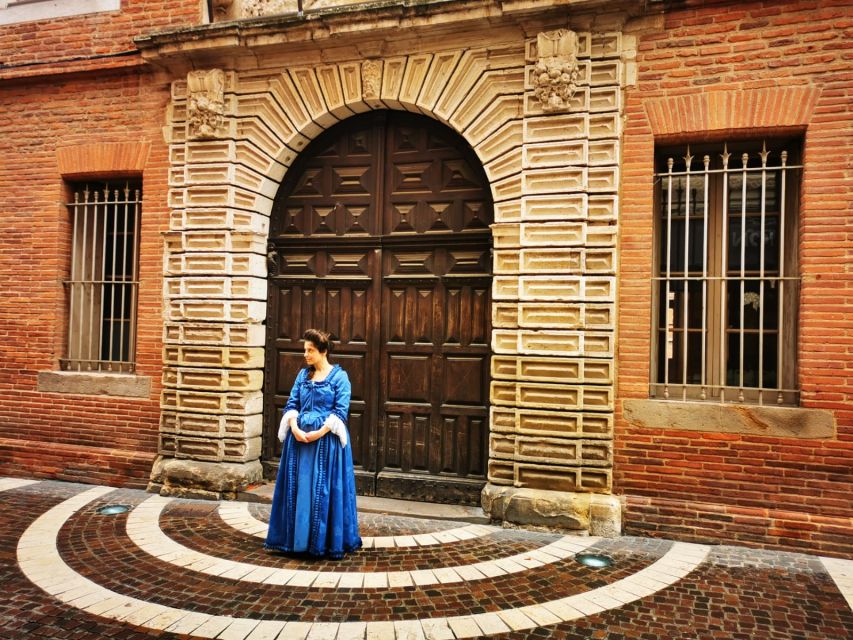 Stroll With Madame De Lapérouse in 18th-Century Albi - Uncovering City Secrets