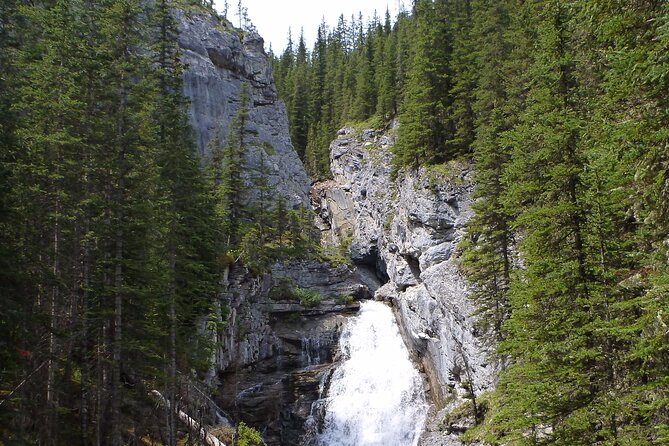 Canadian Rockies Hiking Adventure in Kananaskis Provincial Park - Common questions