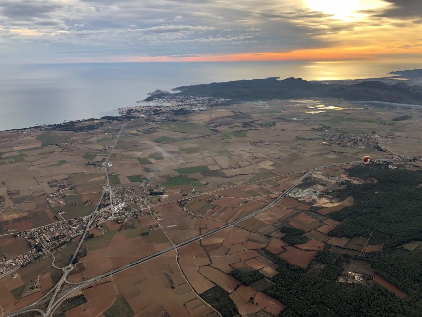 Costa Brava: Hot Air Balloon Flight - Common questions