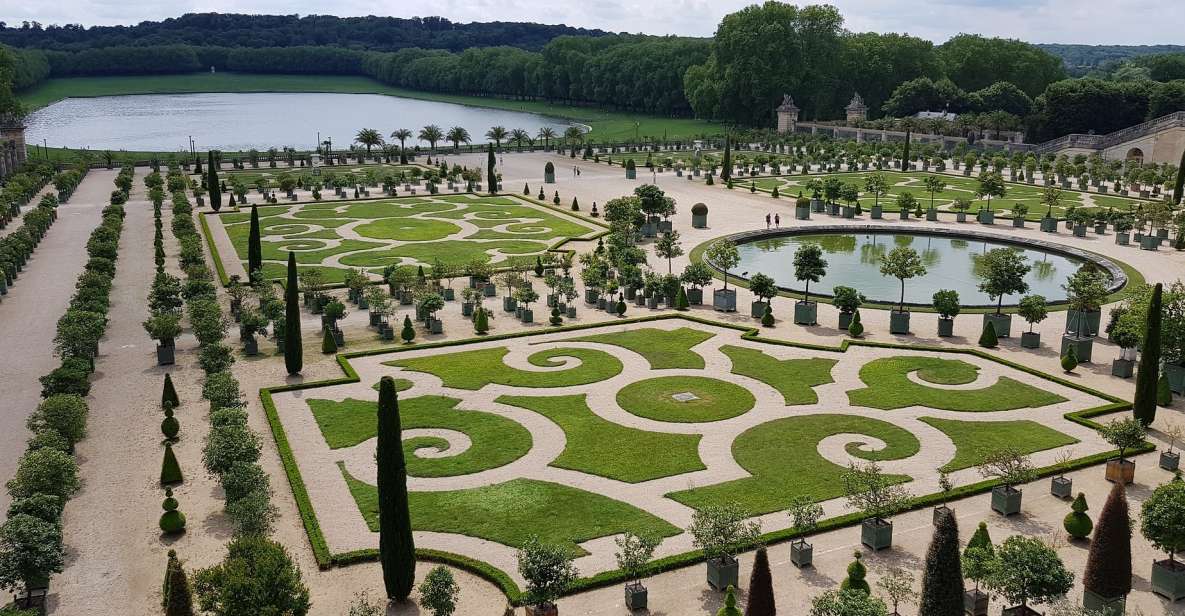 From Paris: Versailles Palace and Gardens Guided Experience - What to Expect on Tour