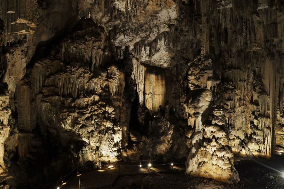 From Rethymno: Arkadi- Margarites - Melidoni Cave - Axos - Cancellation Policy