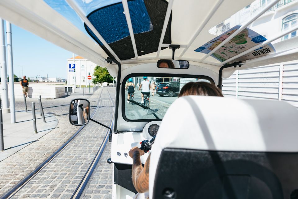 Lisbon: Old Town Tuk Tuk Tour - Transportation Information