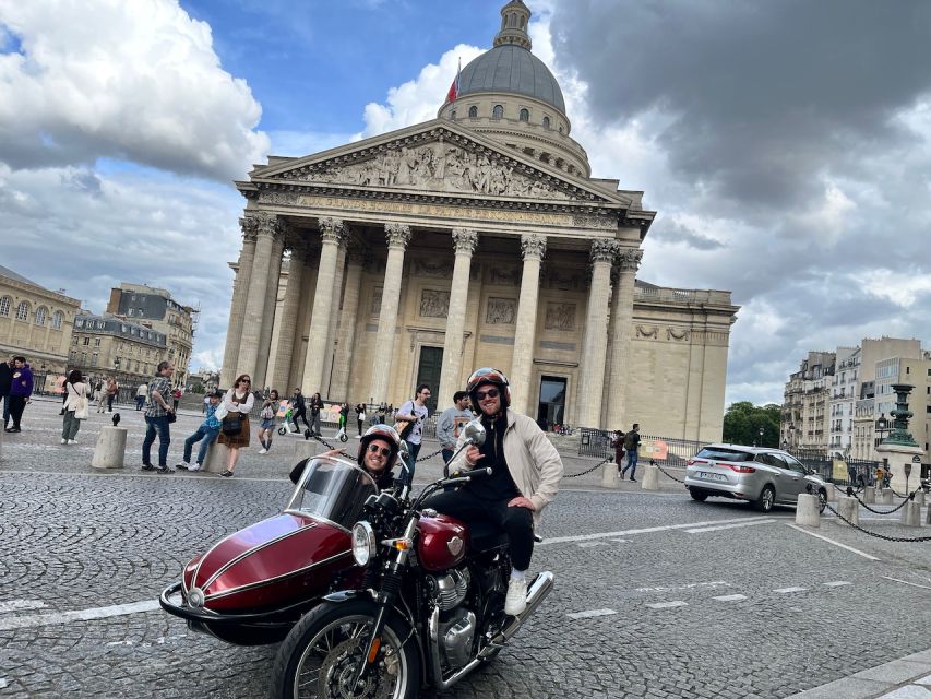 Paris Sidecar Tour : Secrets of the Left Bank - Candy-Red Sidecar Motorcycle Details