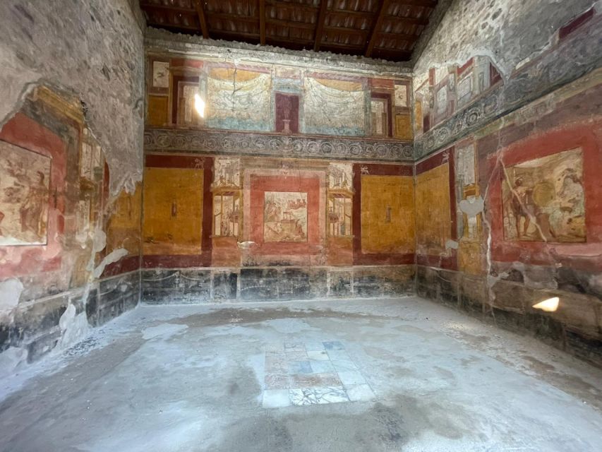 Pompeii With Full Lunch in a Winery - Reservation