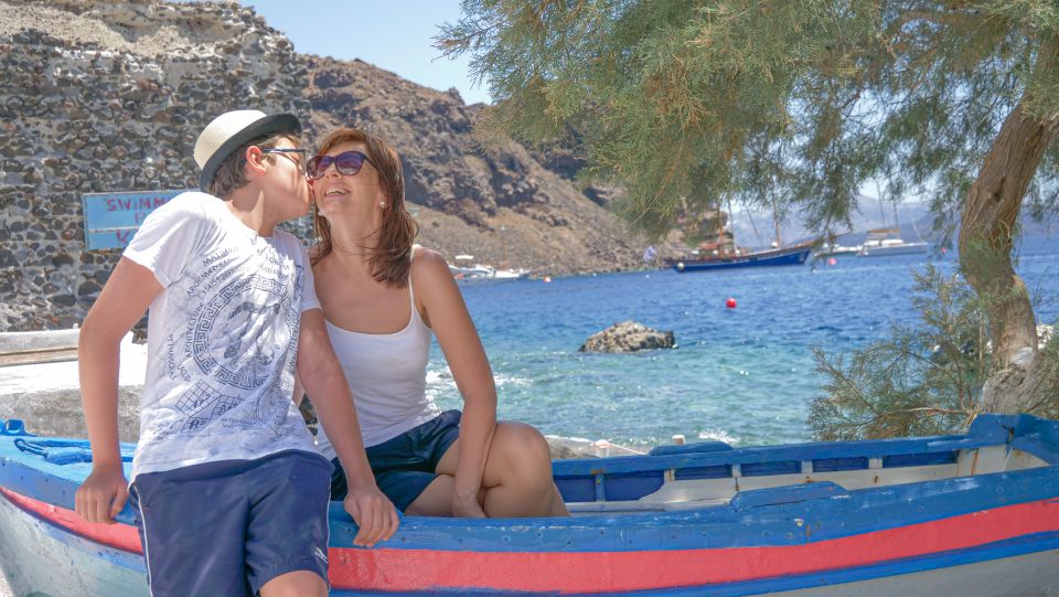 Santorini 2-Day Combo: Volcano Boat Cruise & Island Bus Tour - Directions