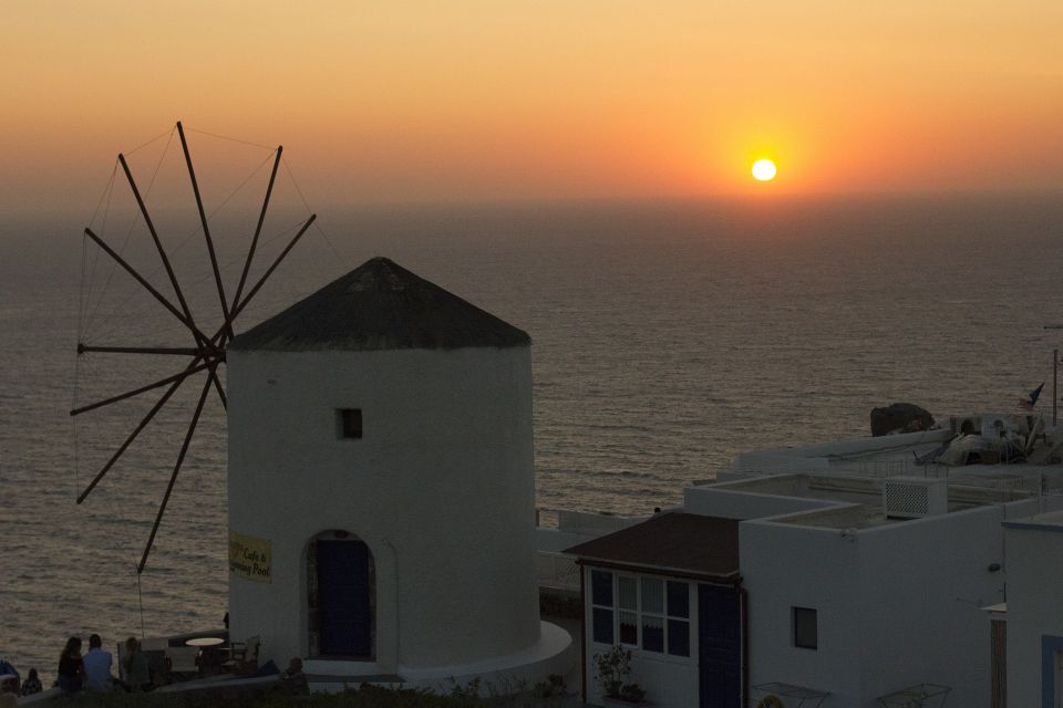 Santorini: Oia Cultural Highlights Sunset Walking Tour - Directions
