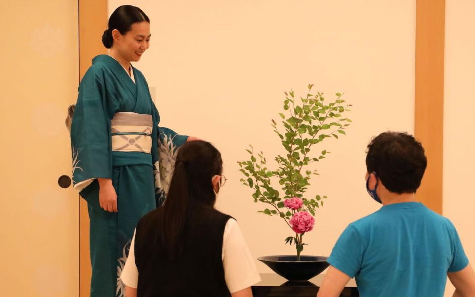 Tokyo: Private Japanese Traditional Flower Arrangement - Inclusions and Logistics