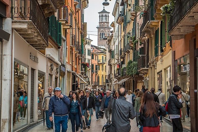 Tour to Discover the Unique History of Verona, the City of Art - Common questions