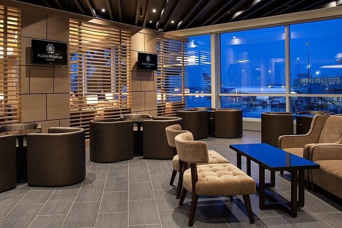 Vancouver International Airport Plaza Premium Lounge - Viator Platform Benefits