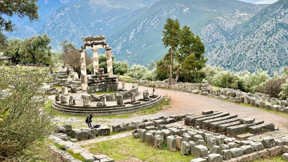 Visit Thermopylae & Delphi Navel of Earth Private Tour 8H - Common questions