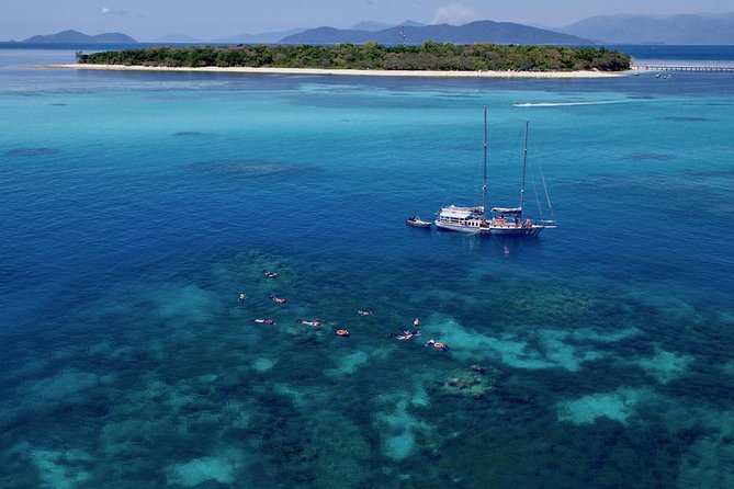 2-Day Great Barrier Reef Combo: Green Island Sailing and Outer Reef Snorkel Cruise - Tour Schedule and Logistics