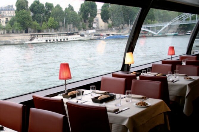 Festive Seine Dinner Cruise and Champagne - Common questions