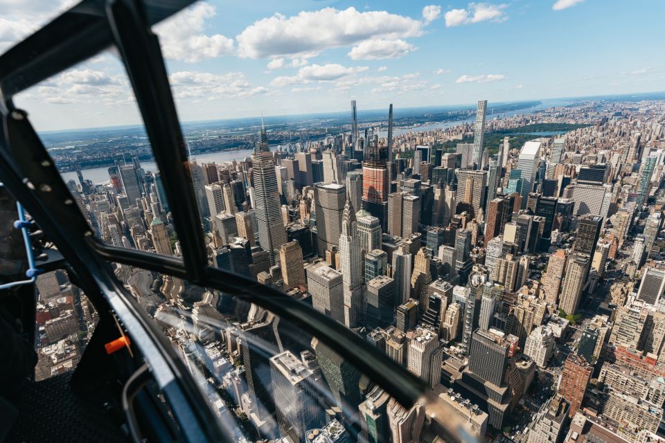 From Westchester: Private NYC Helicopter Tour for 2-6 People - Live Tour Guide Provided