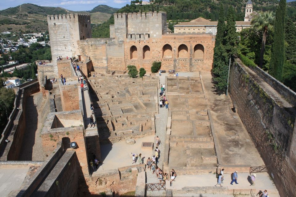 Granada: Alhambra and Nasrid Palaces Small Guided Tour - Final Words