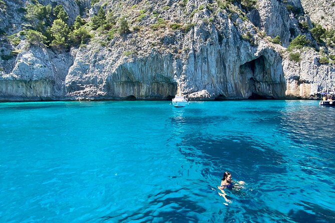 Half Day Tour of Capri by Private Boat - End Point and Refund Policy