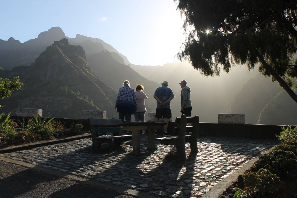Madeira : Southwest Coast, Run & Anjo´S Waterfall 4x4 Tour - Common questions