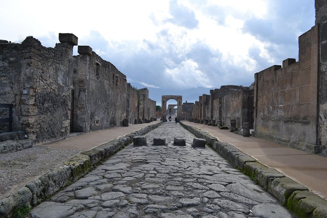 Pompeii and Herculaneum Led by an Archaeologist With Private Transport - Final Words