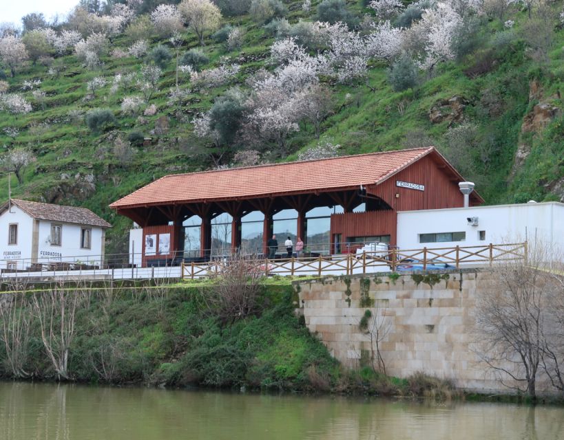 Porto: Private Douro Valley Tour, Yacth, Wine Taste & Lunch - Common questions