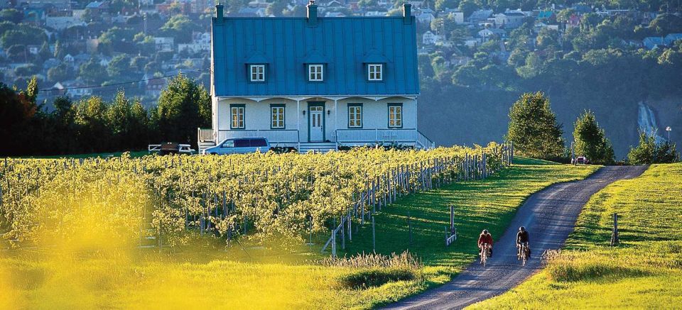 Quebec City ;Regular Bike Rental on Romantic Ile Dorléans - Common questions