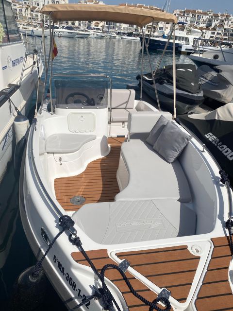 Unlicensed Boat in Puerto Banús - Common questions