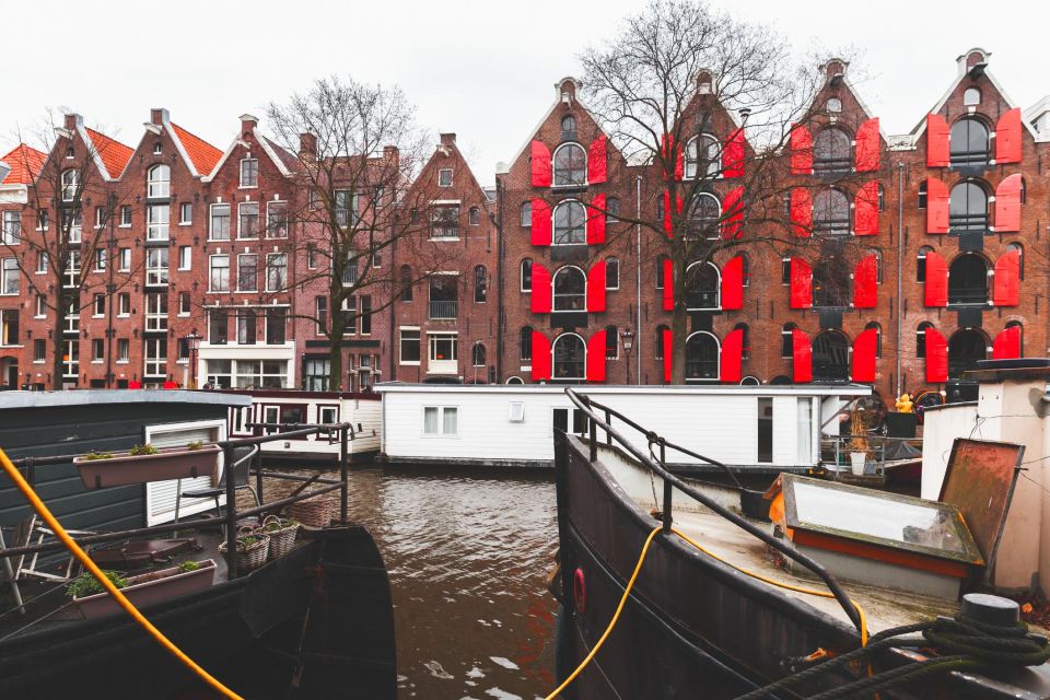 Amsterdam Red Light District: Walking Tour With Audio Guide - Directions