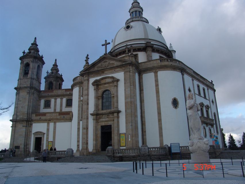 Guimarães/Braga Private City Tour - Common questions