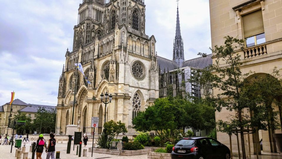 Orléans: Old Town, Cathedral & Joan of Arc Self-guided Walk - Uncovering the Citys Secrets