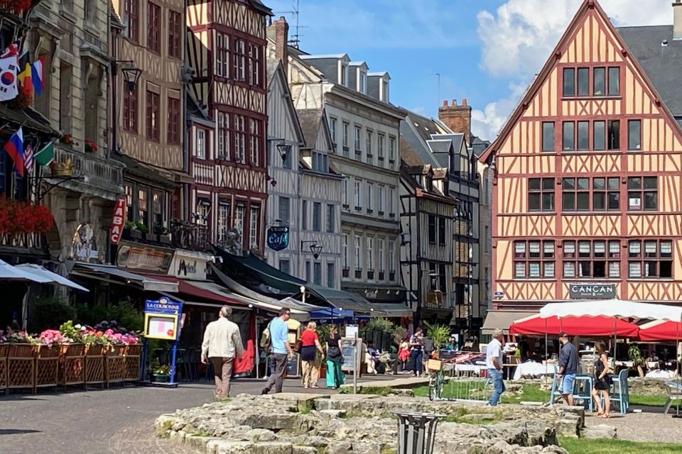 Private Rouen Giverny Honfleur Live Guided Trip by Mercedes - Common questions