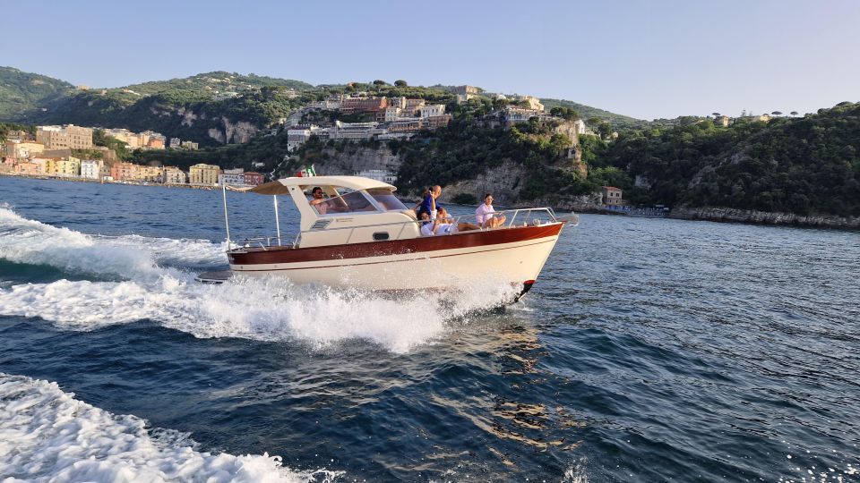 Amalfi Coast Private Comfort Boat Tour 7.5 - Common questions