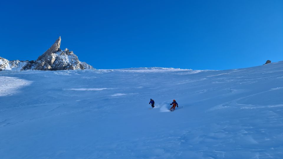 Chamonix: Tandem Paragliding Flight With Mont-Blanc Views - Common questions