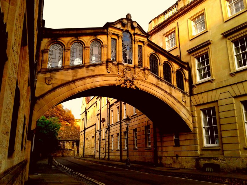 Oxford: Chauffeured Punting River With Optional Walking Tour - Common questions