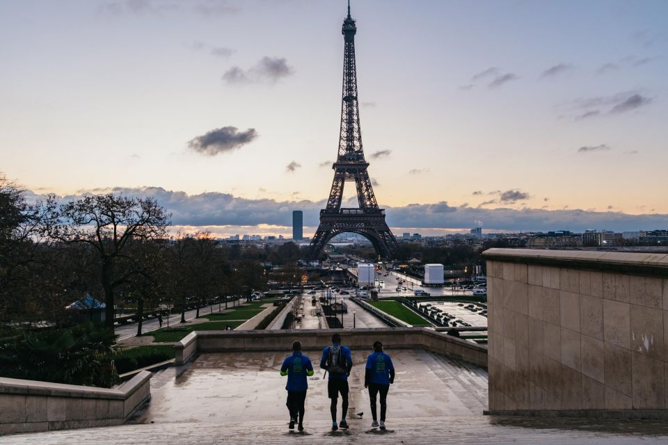 Paris: Sunrise Running and Sightseeing Group Tour - Common questions